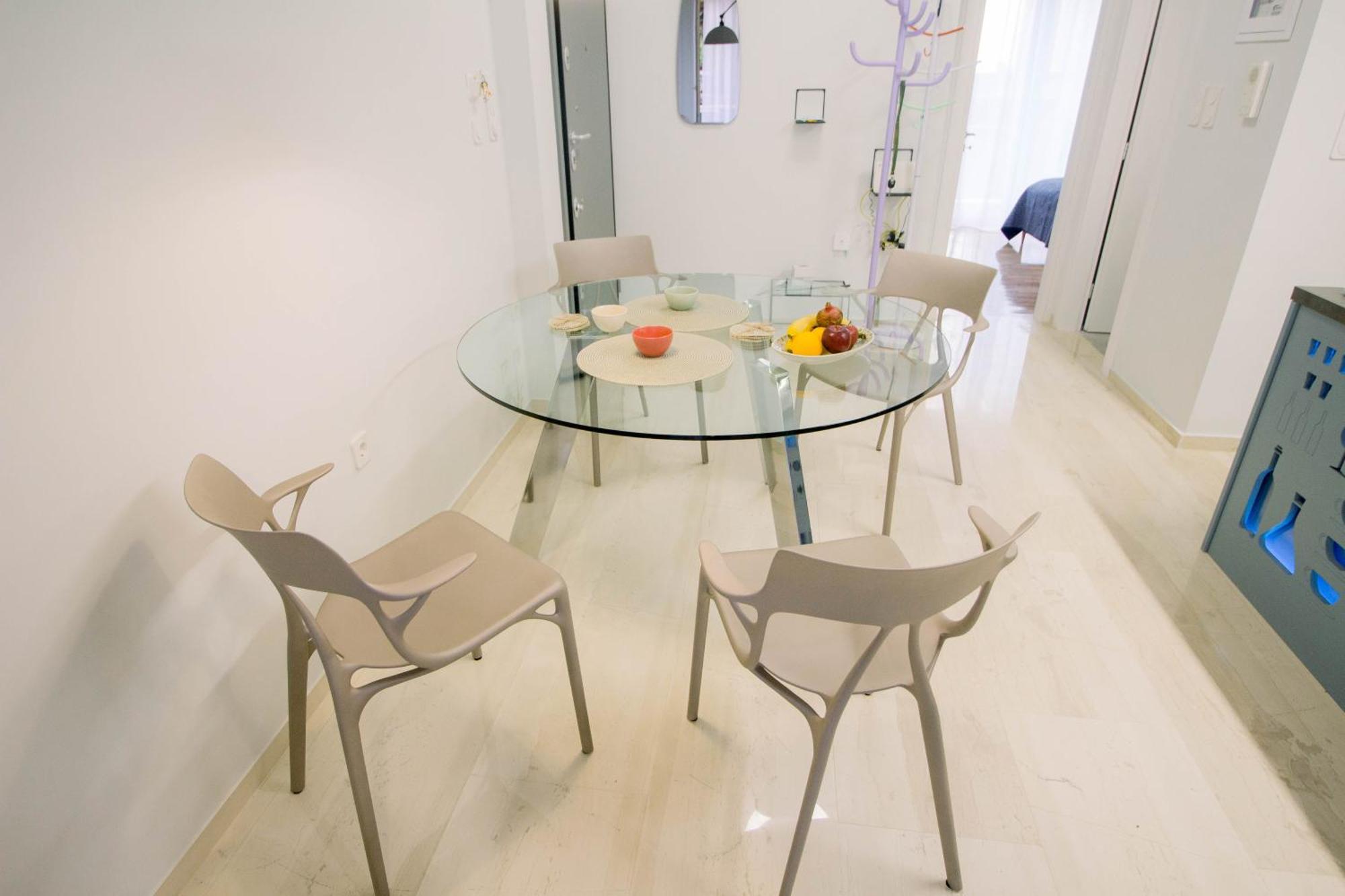 Blue Harbour House - Style Meets Comfort 피레아스 외부 사진