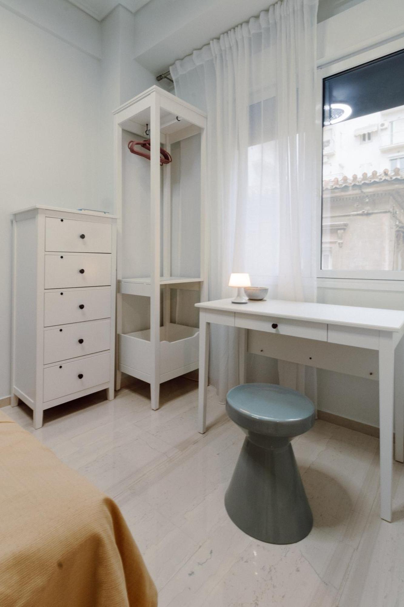 Blue Harbour House - Style Meets Comfort 피레아스 외부 사진