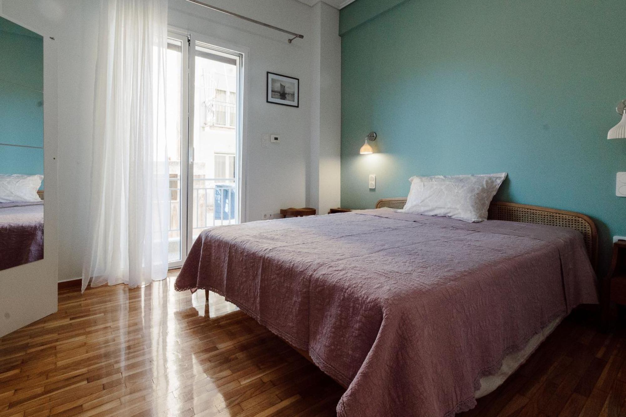 Blue Harbour House - Style Meets Comfort 피레아스 외부 사진