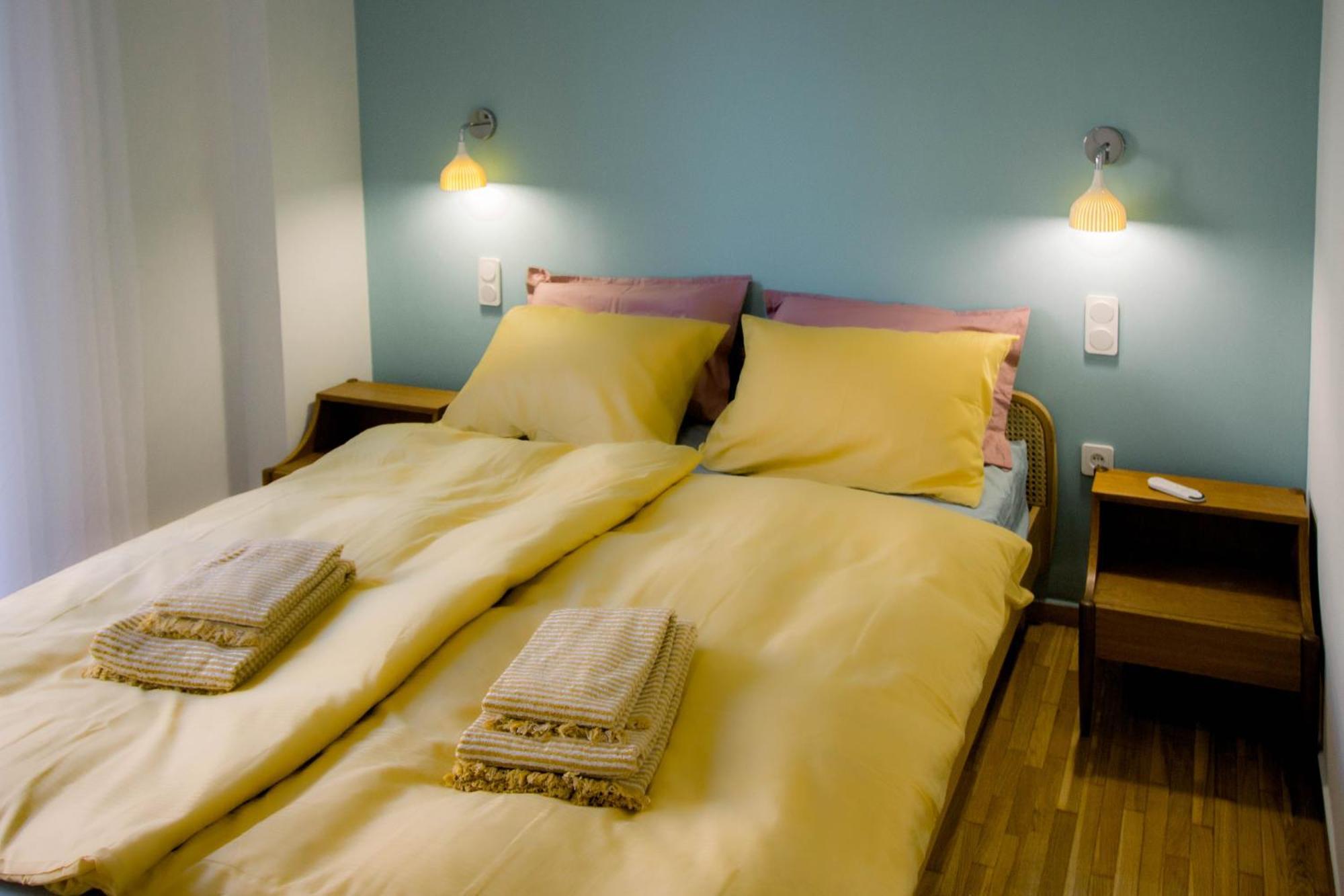 Blue Harbour House - Style Meets Comfort 피레아스 외부 사진
